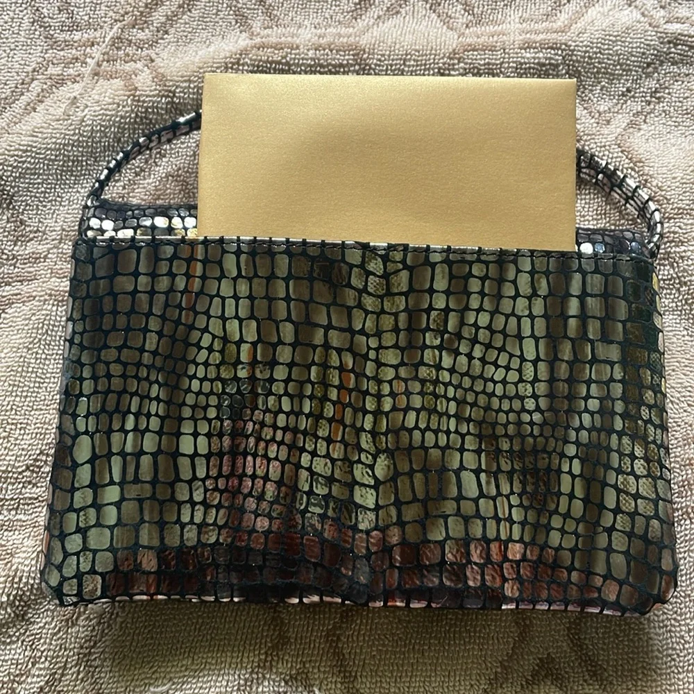 HOBO Iridescent Metallic Croc-Embossed Wristlet Clutch - Black & Gold Tones